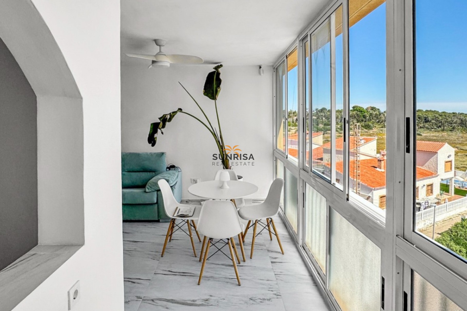 Resale - Apartment - Orihuela Costa