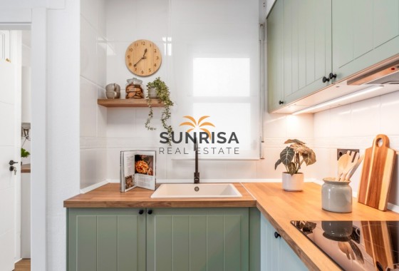 Apartamento · Reventa - Orihuela Costa · La Florida · Alicante · España