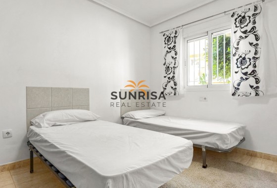 Apartamento · Reventa - Orihuela Costa · Playa Flamenca · Alicante · España