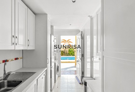 Apartamento · Reventa - Orihuela Costa · Playa Flamenca · Alicante · España