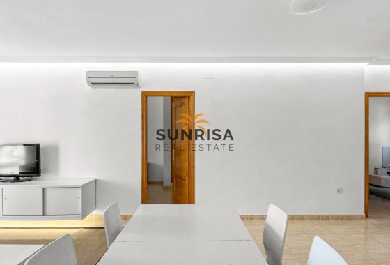 Apartamento · Reventa - Orihuela Costa · Playa Flamenca · Alicante · España