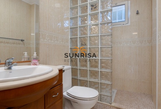 Apartamento · Reventa - Orihuela Costa · Playa Flamenca · Alicante · España