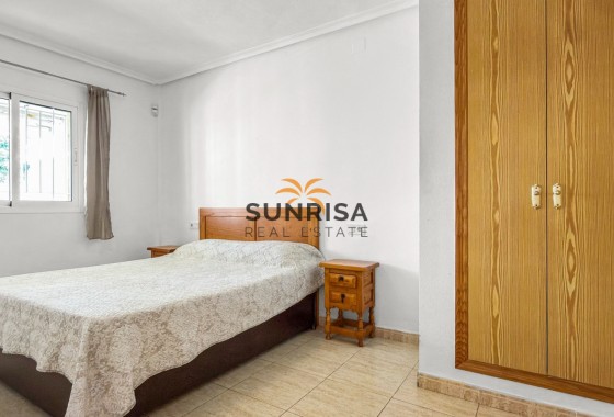 Apartamento · Reventa - Orihuela Costa · Playa Flamenca · Alicante · España