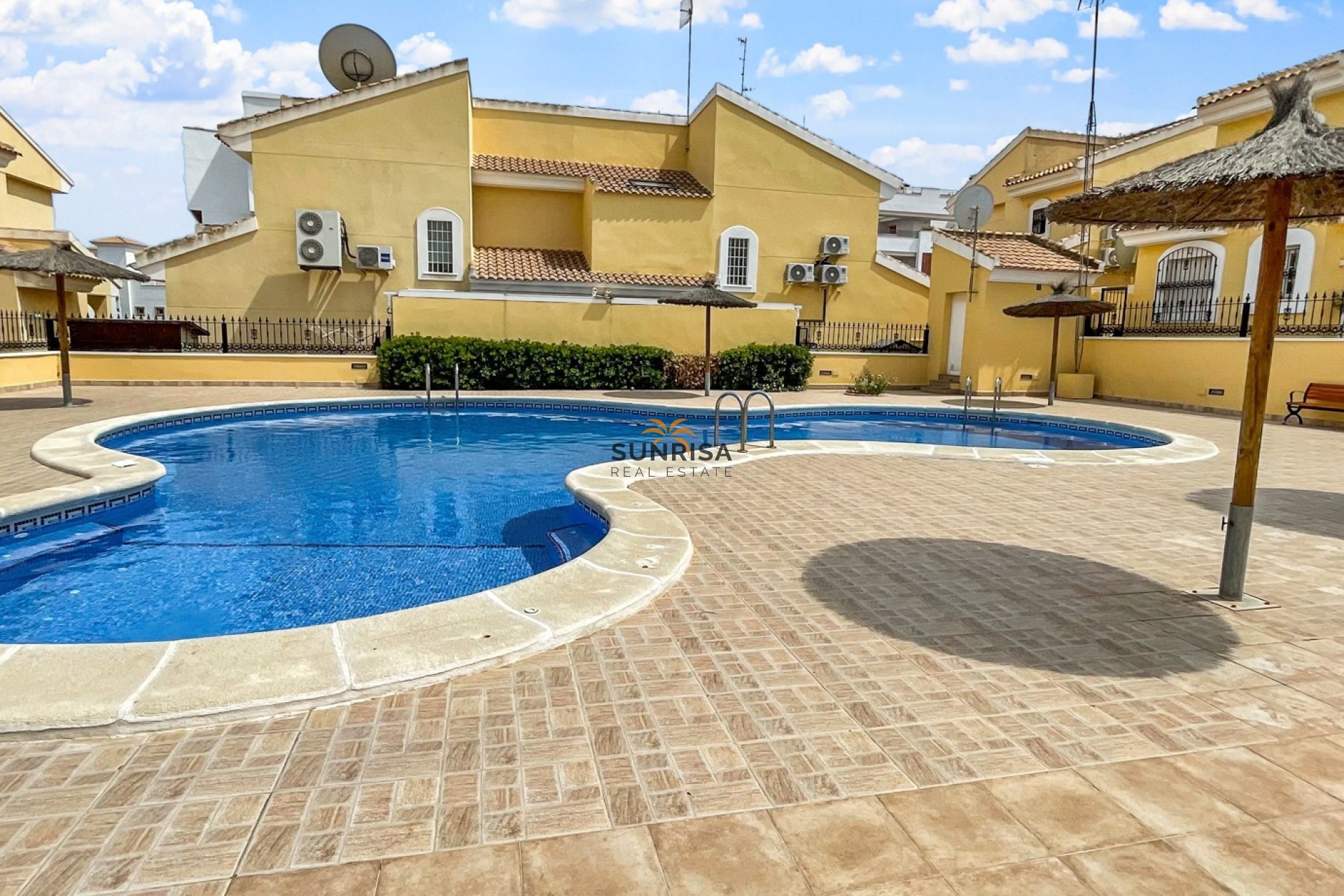 Herverkoop - Villa - Orihuela Costa