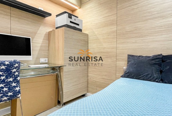 Appartement · Herverkoop - Torrevieja · Centro · Alicante · Spanje