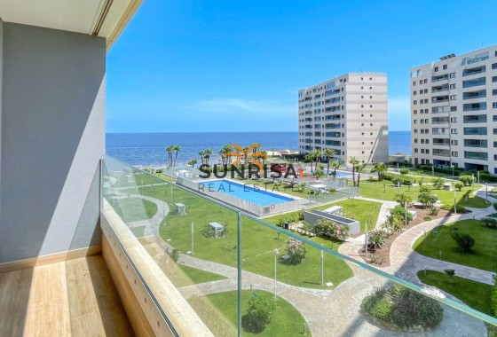 Apartamento · Reventa - Orihuela Costa · Punta Prima · Alicante · España