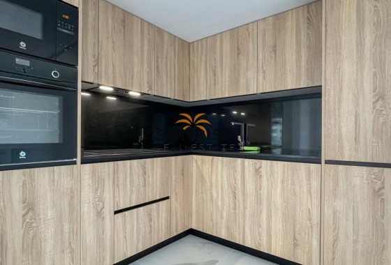 Apartamento · Reventa - Orihuela Costa · Punta Prima · Alicante · España