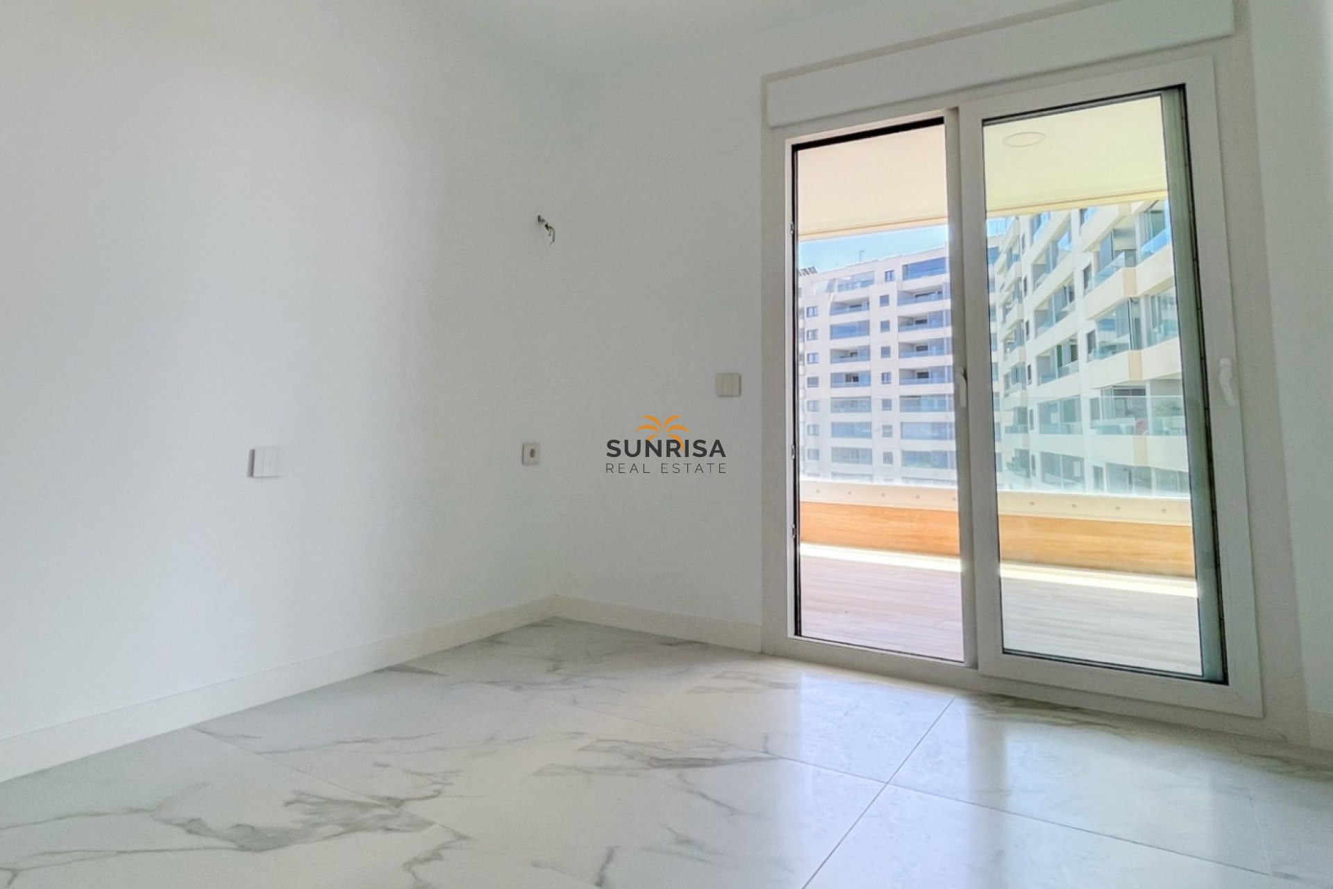 Resale - Apartment - Orihuela Costa