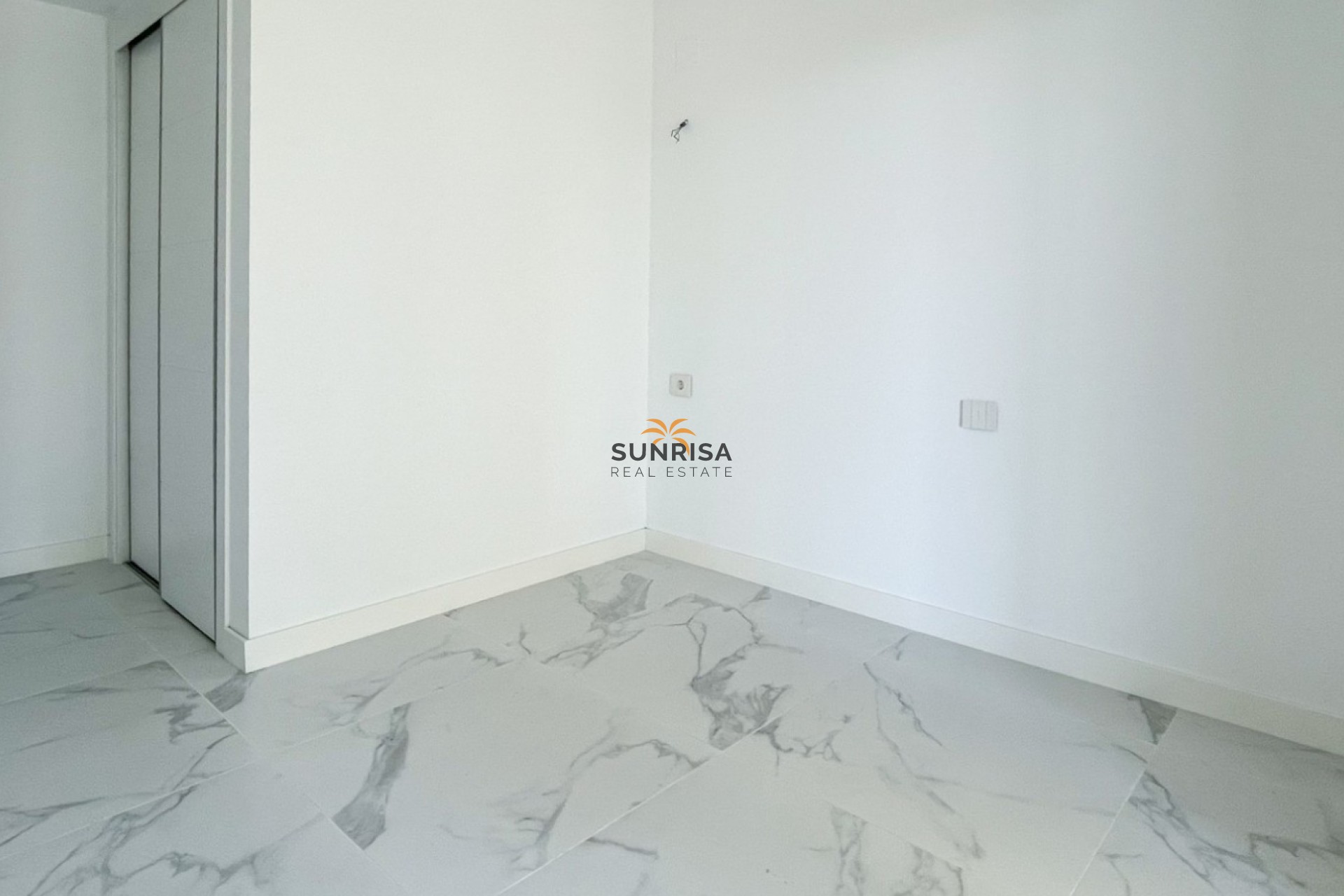 Resale - Apartment - Orihuela Costa