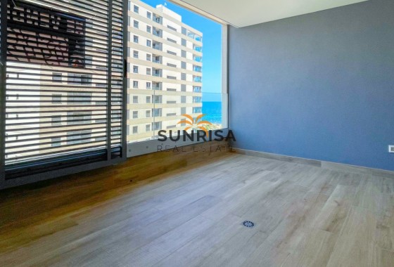 Apartamento · Reventa - Orihuela Costa · Punta Prima · Alicante · España