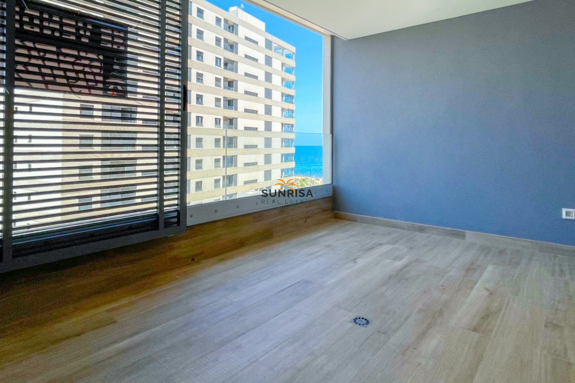 Resale - Apartment - Orihuela Costa