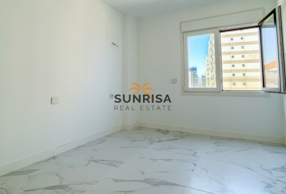 Apartamento · Reventa - Orihuela Costa · Punta Prima · Alicante · España