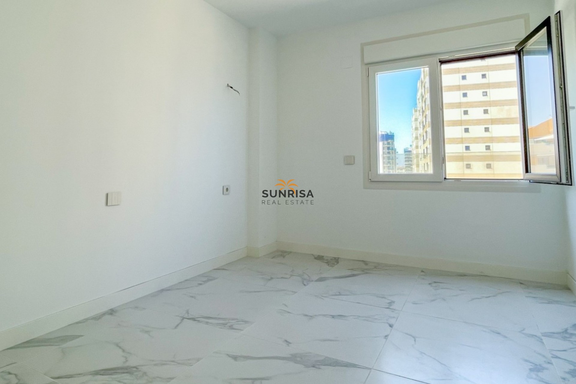 Resale - Apartment - Orihuela Costa