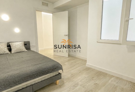 Apartamento · Reventa - Torrevieja · El Acequión - Los Náufragos · Alicante · España