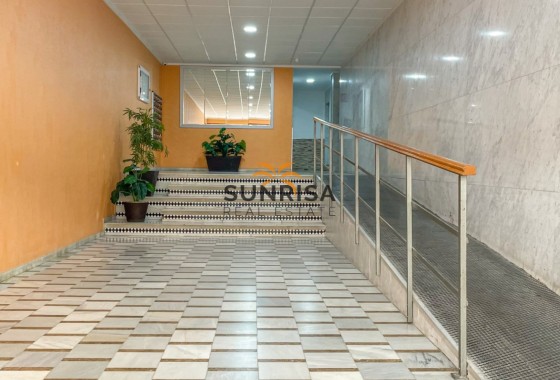 Apartamento · Reventa - Torrevieja · El Acequión - Los Náufragos · Alicante · España