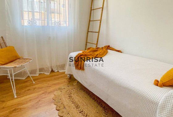 Townhouse · Resale - Orihuela Costa · Playa Flamenca · Alicante · Spain