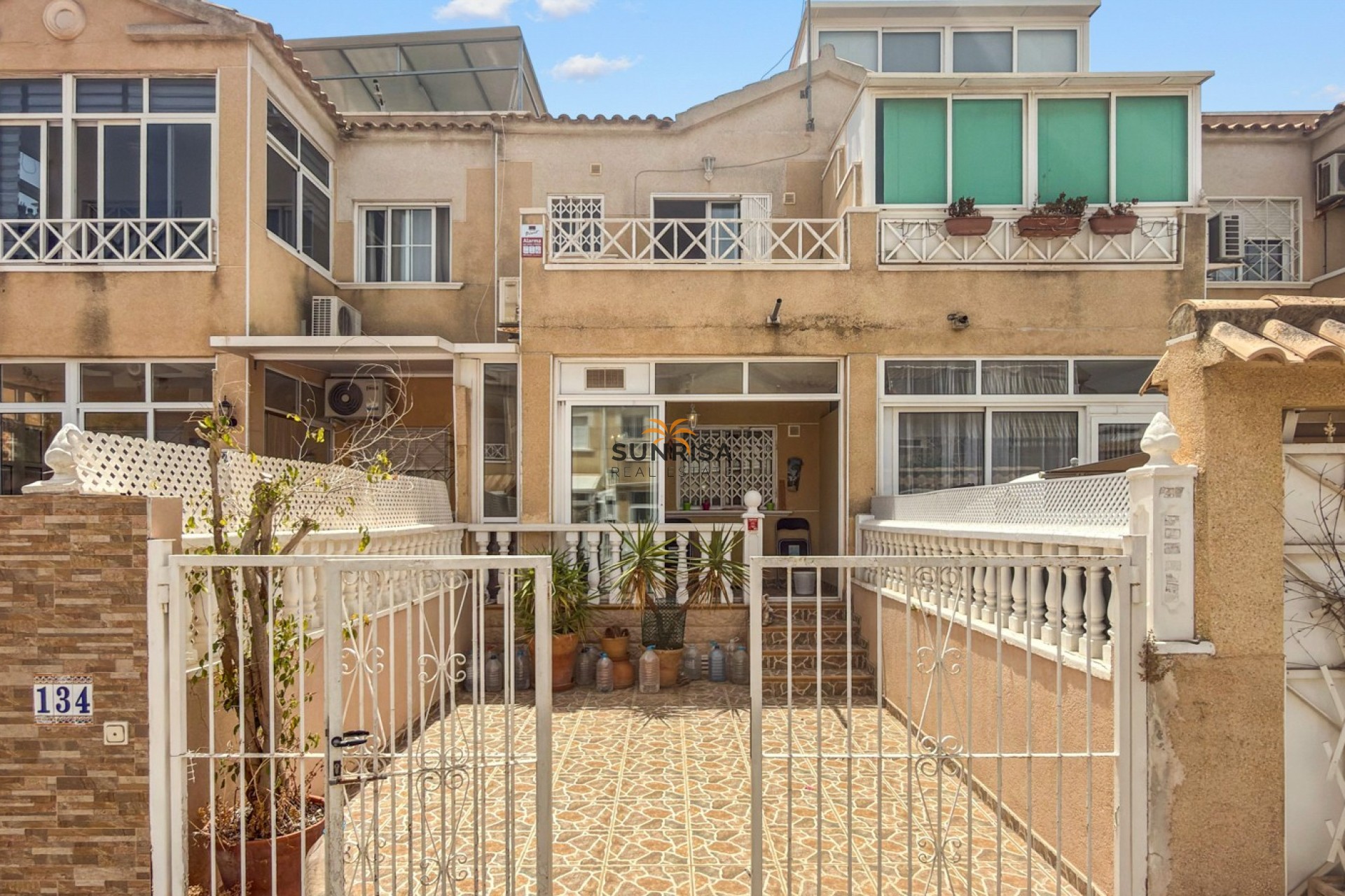 Herverkoop - Herenhuis - Torrevieja