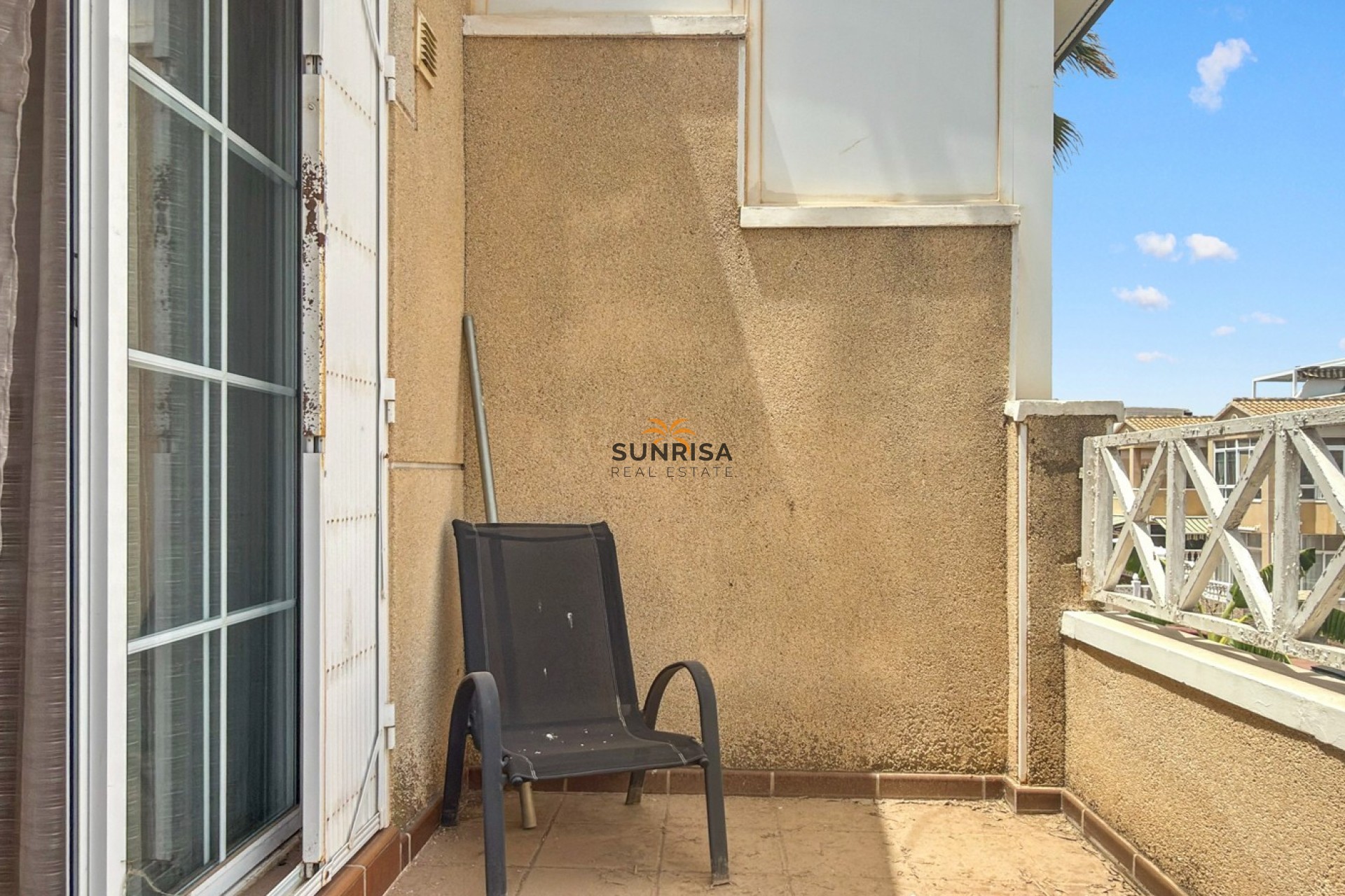 Herverkoop - Herenhuis - Torrevieja