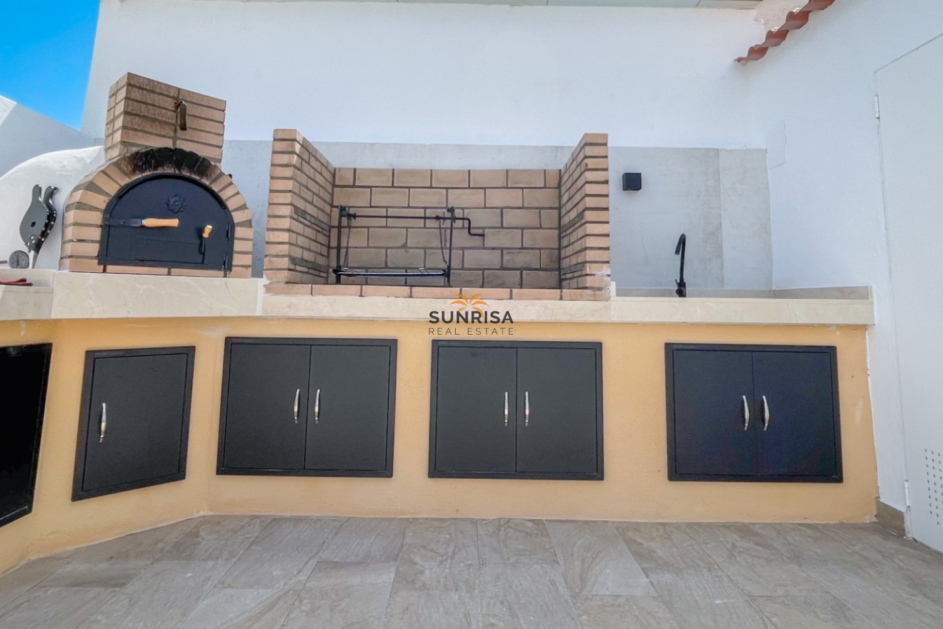 Herverkoop - Herenhuis - Torrevieja