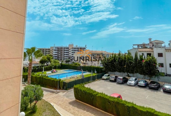Apartamento · Reventa - Orihuela Costa · Cabo Roig · Alicante · España