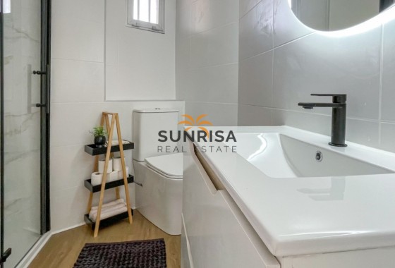 Apartamento · Reventa - Orihuela Costa · Cabo Roig · Alicante · España