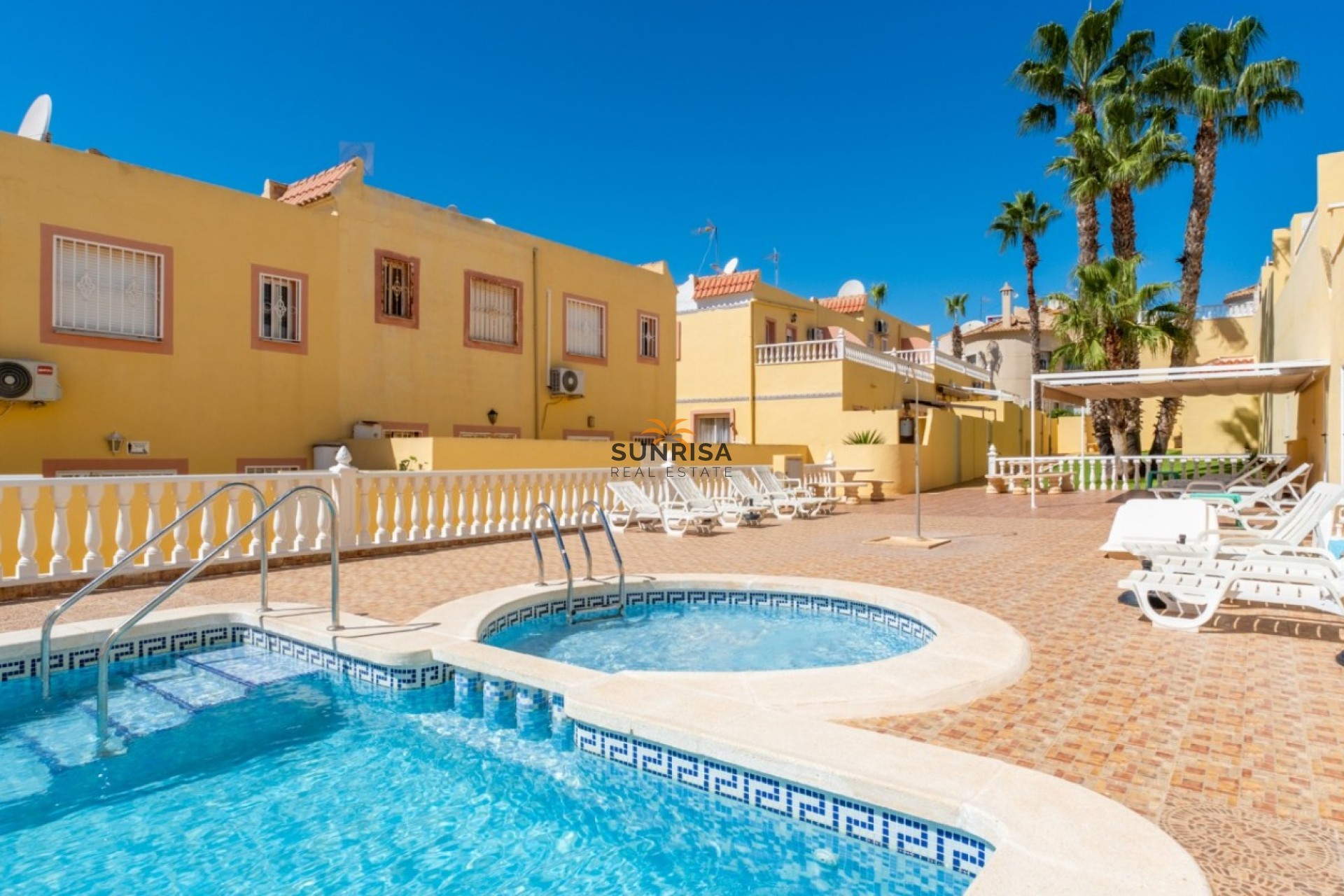 Herverkoop - Herenhuis - Orihuela Costa
