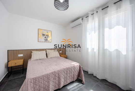 Bungalow · Reventa - Torrevieja · Jardín del Mar · Alicante · España