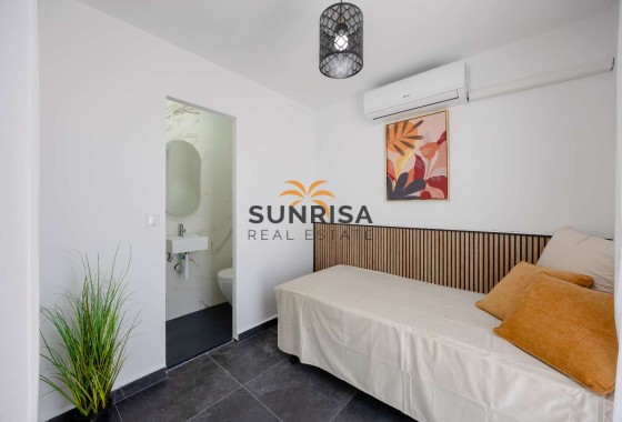 Bungalow · Reventa - Torrevieja · Jardín del Mar · Alicante · España