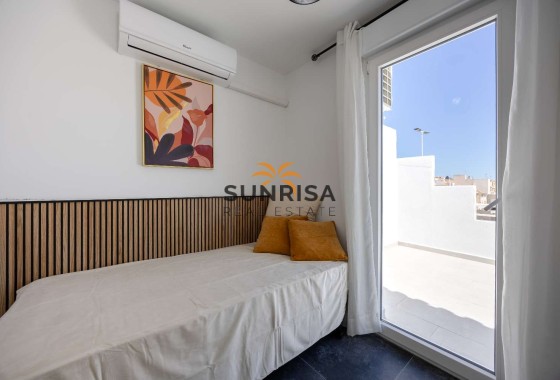 Bungalow · Reventa - Torrevieja · Jardín del Mar · Alicante · España