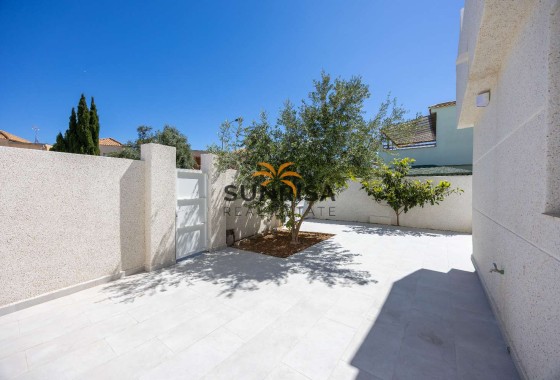 Bungalow · Reventa - Torrevieja · Jardín del Mar · Alicante · España