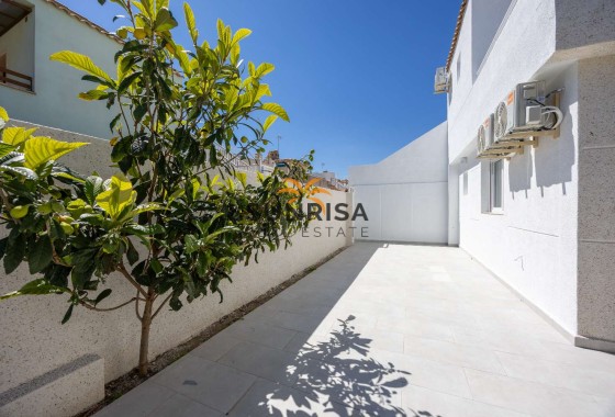 Bungalow · Reventa - Torrevieja · Jardín del Mar · Alicante · España