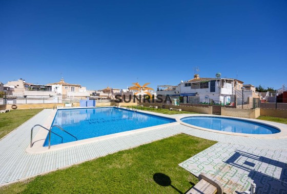 Bungalow · Reventa - Torrevieja · Jardín del Mar · Alicante · España