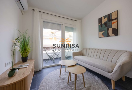 Appartement · Location à long terme - Torrevieja · Alicante · Espagne