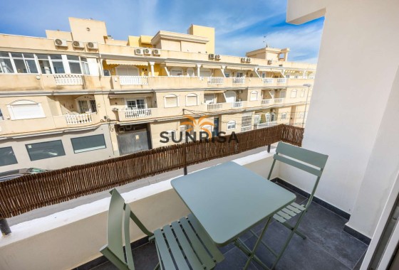 Appartement · Location à long terme - Torrevieja · Alicante · Espagne