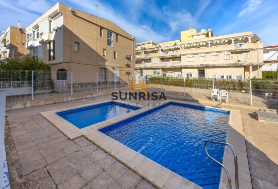 Appartement · Location à long terme - Torrevieja · Alicante · Espagne