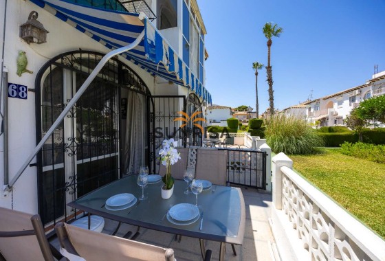 Appartement · Location à long terme - Torrevieja · Alicante · Espagne