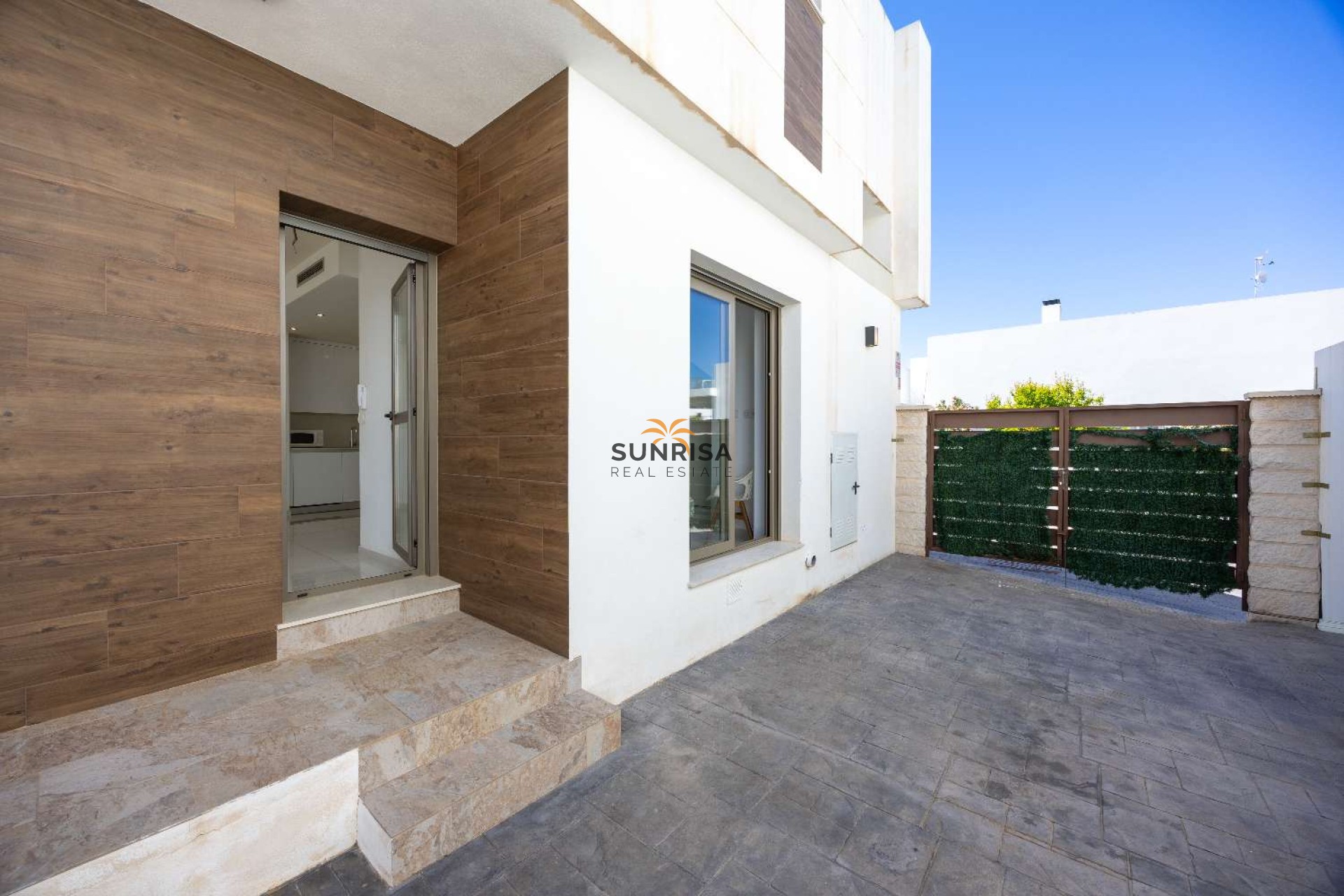 Alquiler a largo plazo - Casa - Orihuela