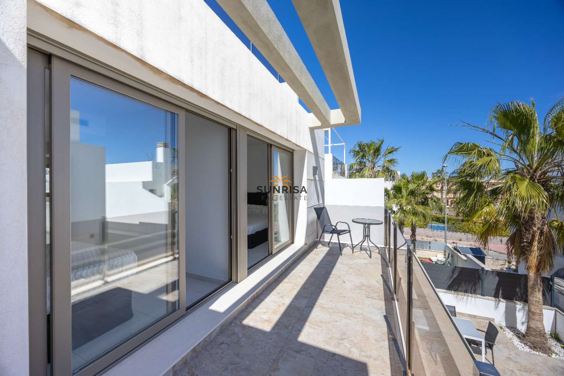 Alquiler a largo plazo - Casa - Orihuela