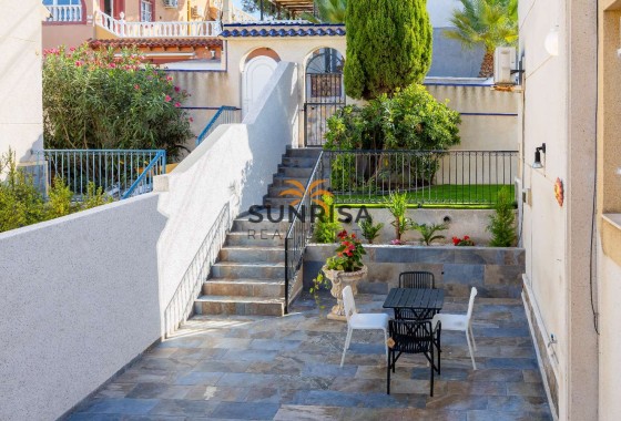 Villa · Reventa - Orihuela Costa · Villamartín - Las Filipinas · Alicante · España