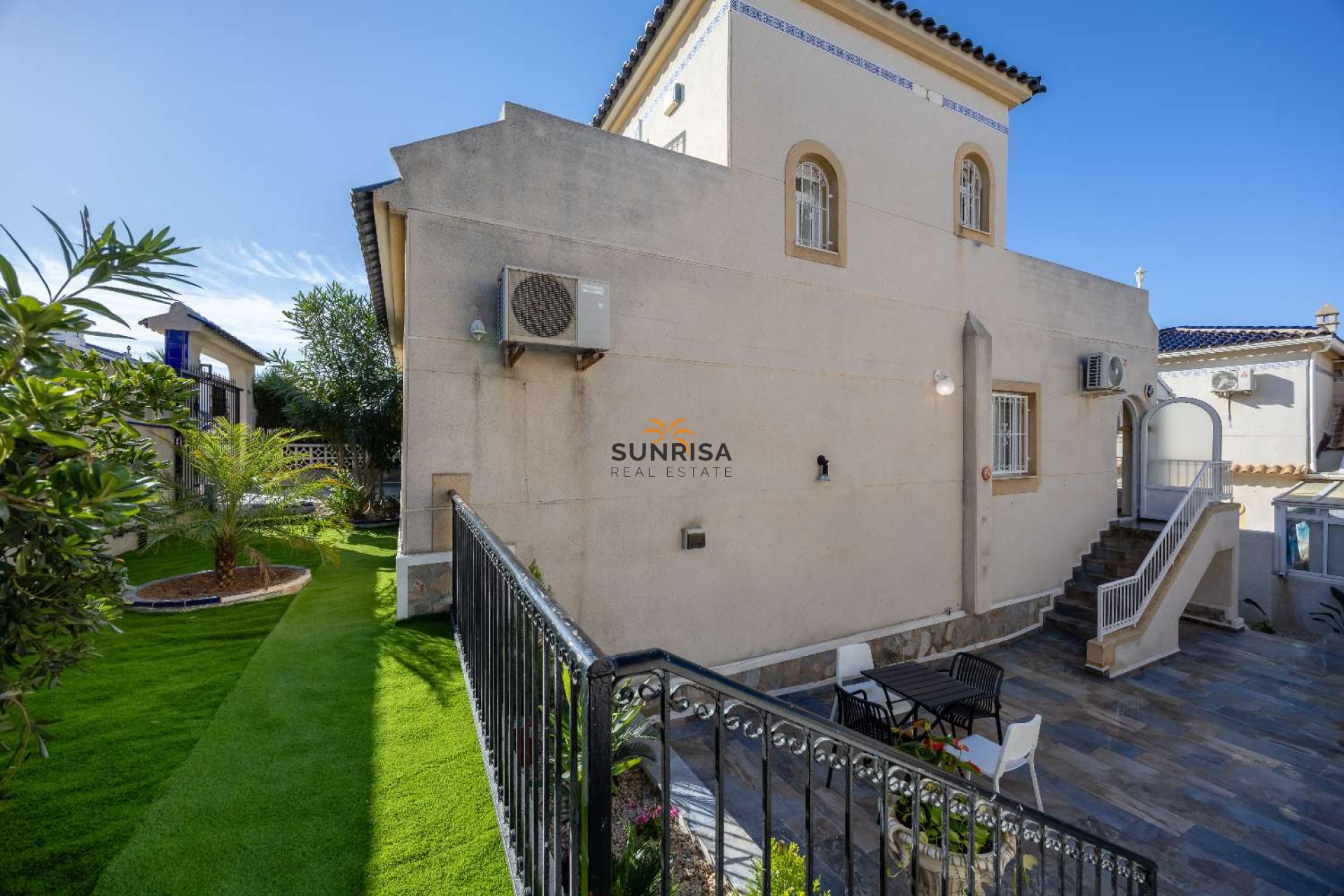 Herverkoop - Villa - Orihuela Costa