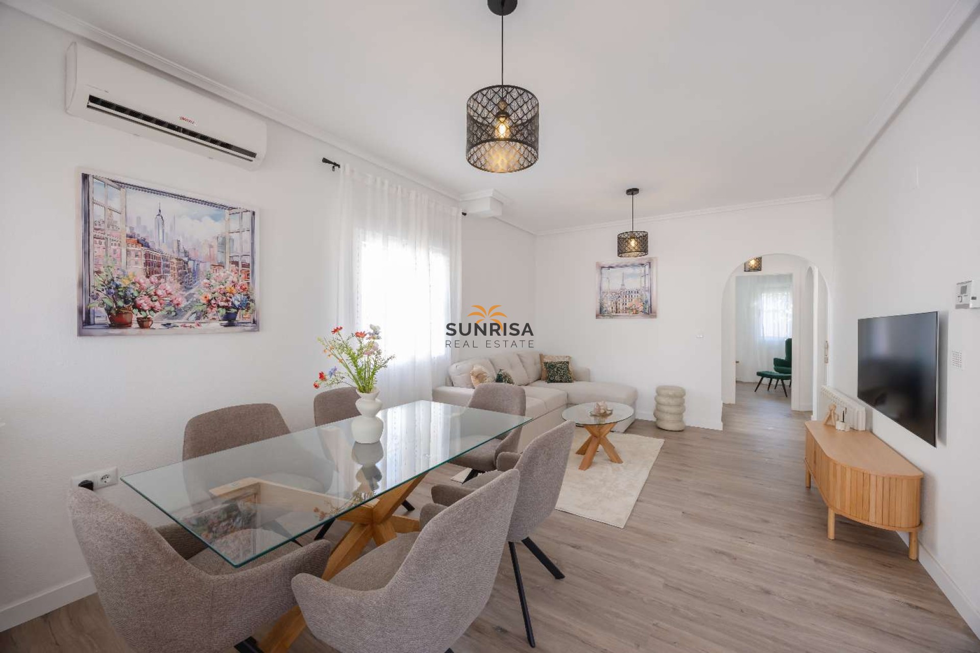 Herverkoop - Villa - Orihuela Costa