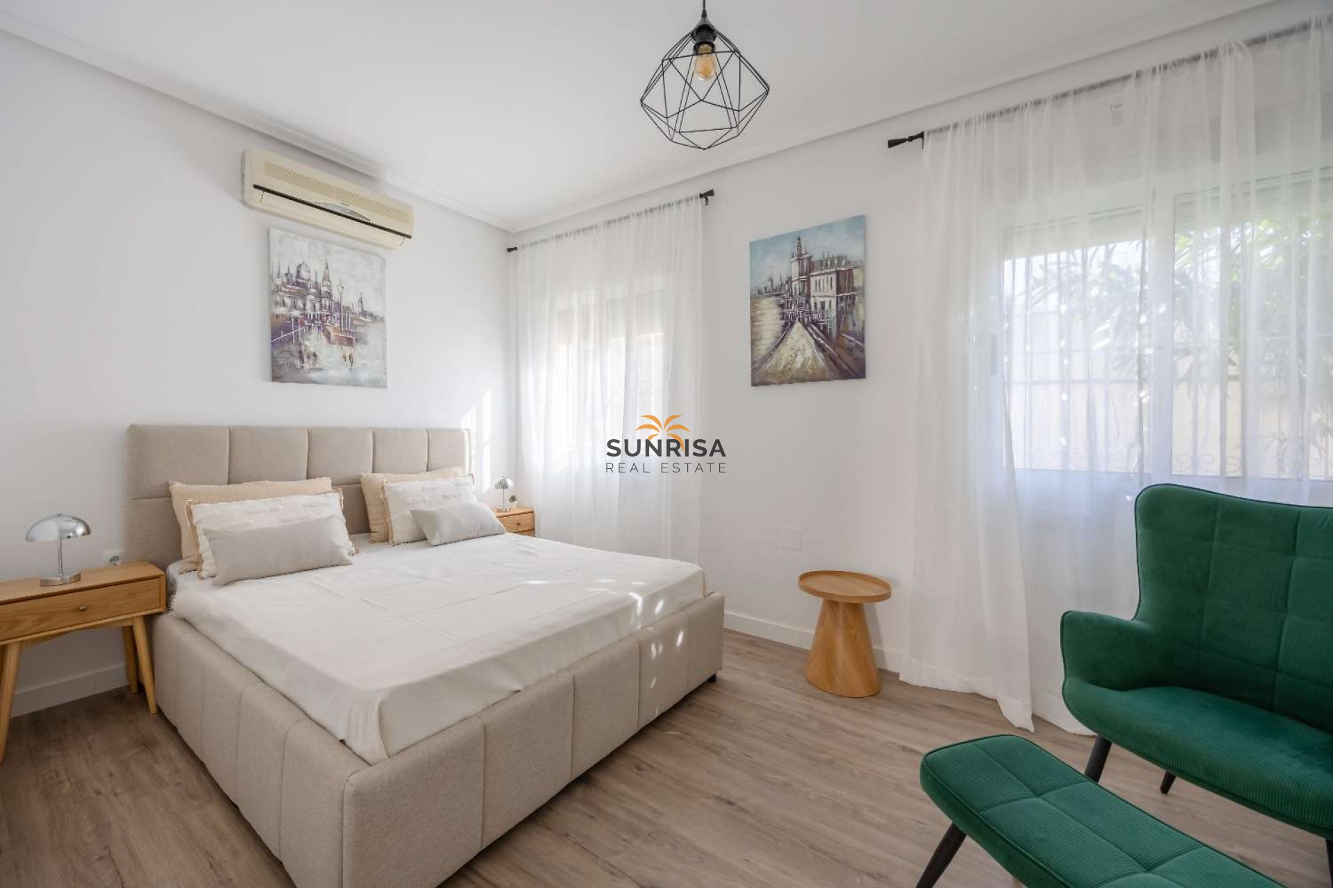 Herverkoop - Villa - Orihuela Costa