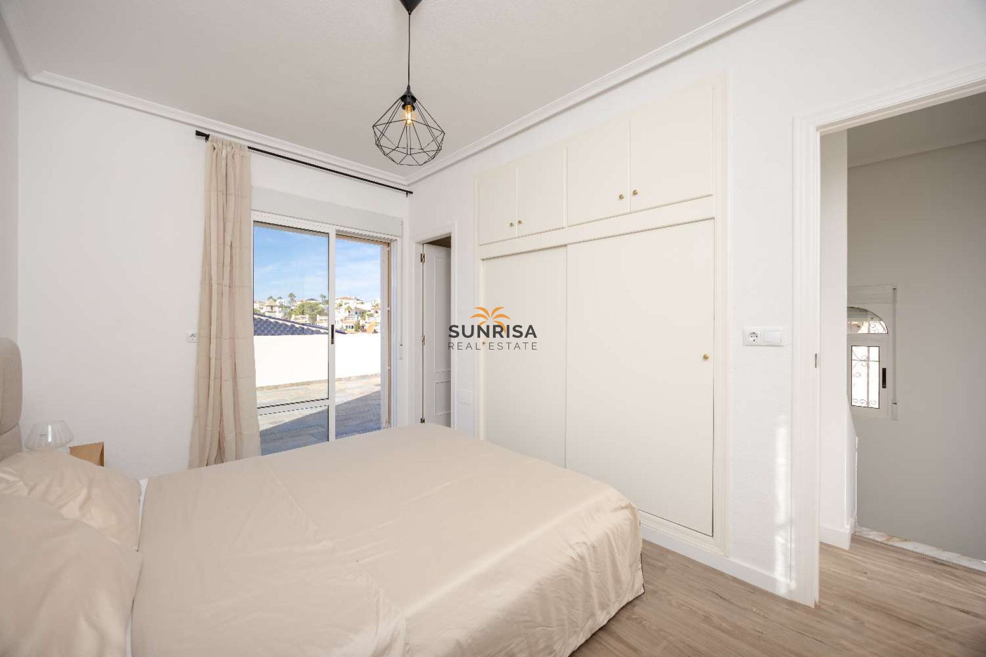 Herverkoop - Villa - Orihuela Costa
