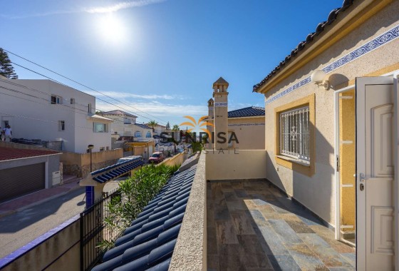 Villa · Reventa - Orihuela Costa · Villamartín - Las Filipinas · Alicante · España