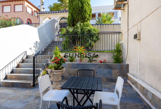 Villa · Reventa - Orihuela Costa · Villamartín - Las Filipinas · Alicante · España