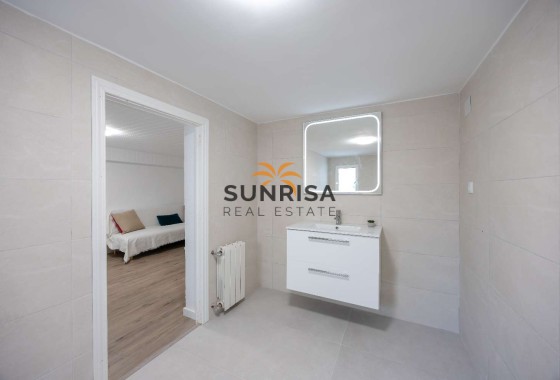 Villa · Reventa - Orihuela Costa · Villamartín - Las Filipinas · Alicante · España