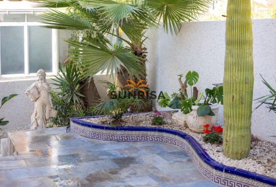 Villa · Reventa - Orihuela Costa · Villamartín - Las Filipinas · Alicante · España