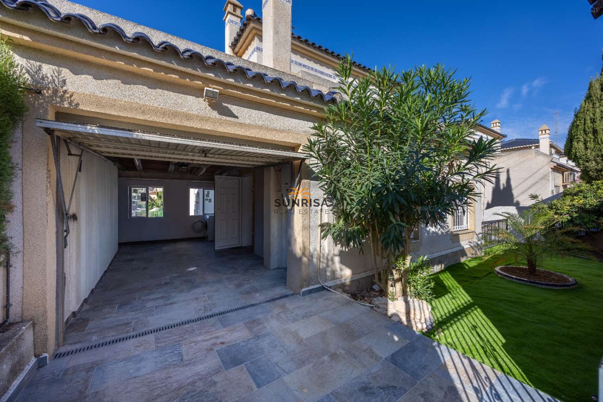 Herverkoop - Villa - Orihuela Costa