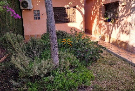 Villa · Reventa - Torrevieja · Alicante · España