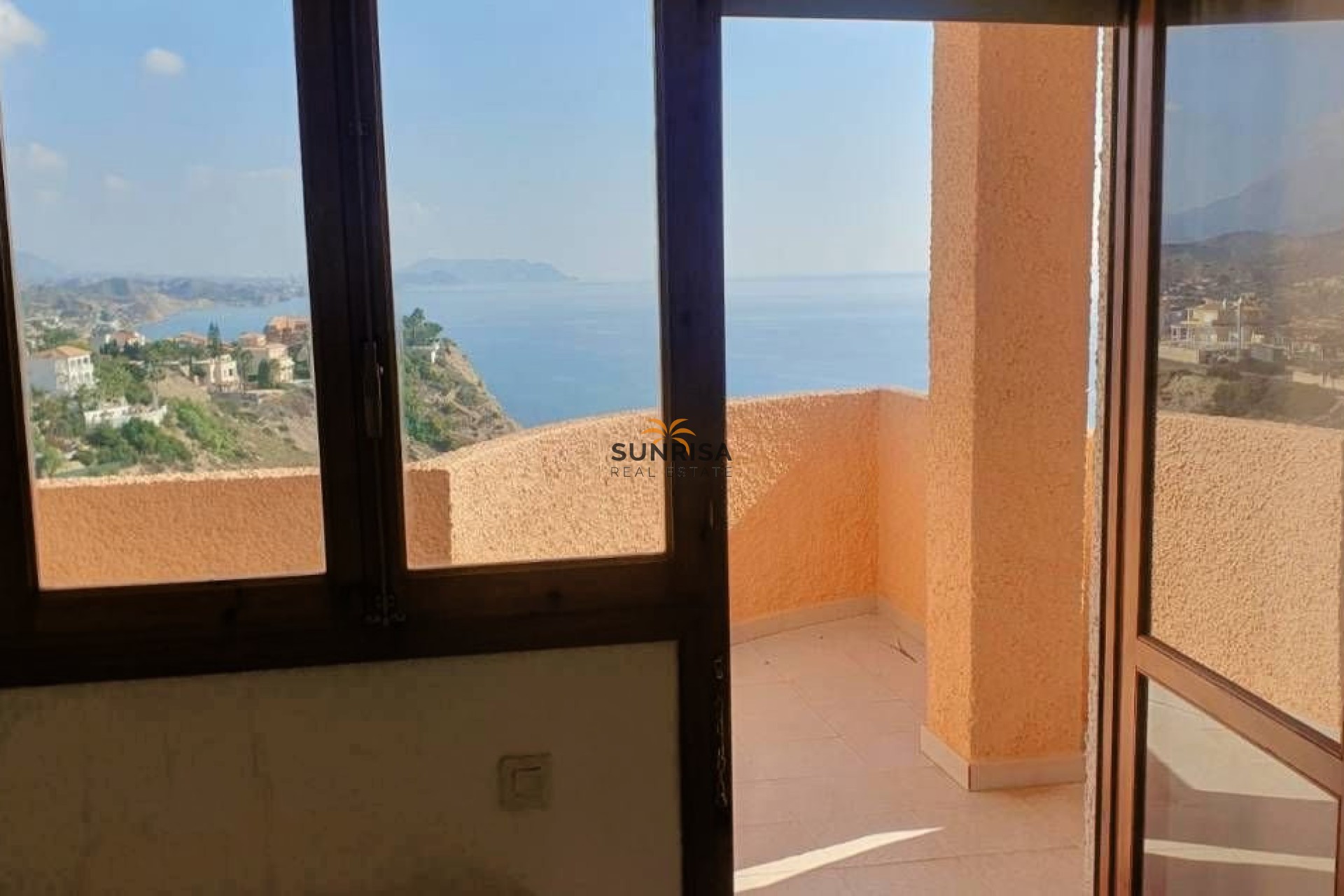 Resale - Villa - El Campello